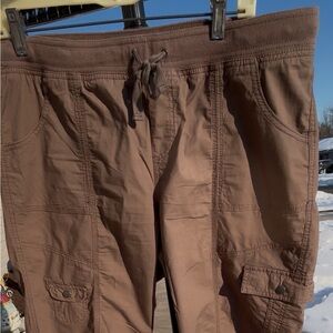 style and co casual Brown Cargo shorts